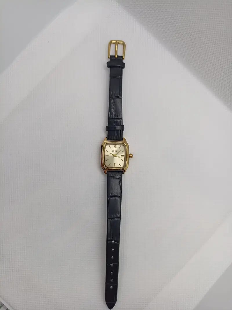 Montre IEKE carré