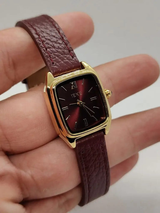 Montre IEKE carré rouge