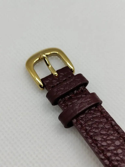 Montre IEKE carré rouge