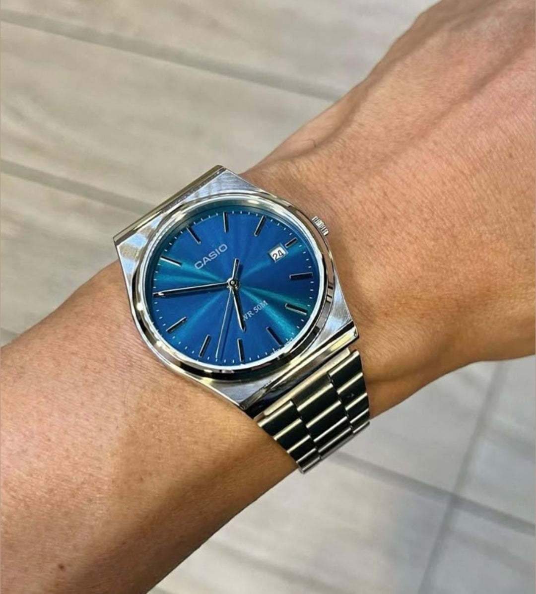 Montre casio mtp-b145d unisexe